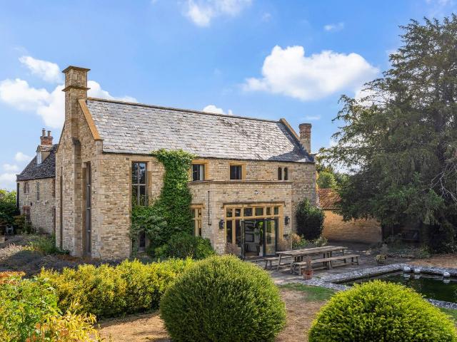 Apartment for rent in Black Bourton, Oxfordshire