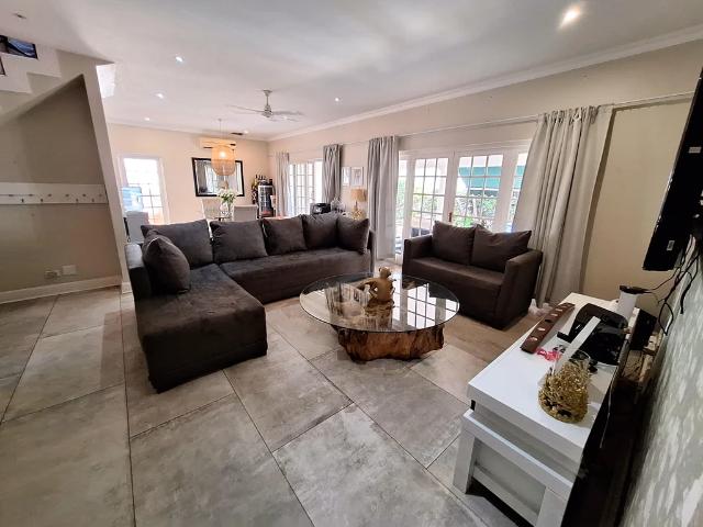 Apartment for sale in Umhlanga, Kwazulu-natal