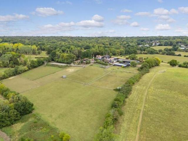 House for sale in Epping
