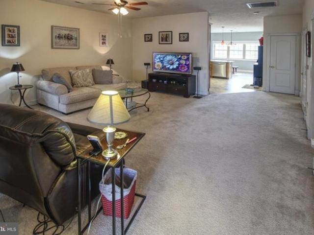 Condo for sale in Hagerstown Condo for sale in Hagerstown