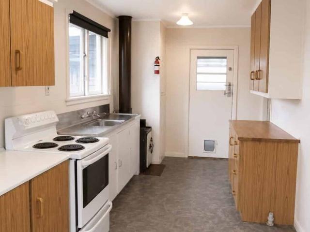 House for rent in Chaslands, Canterbury