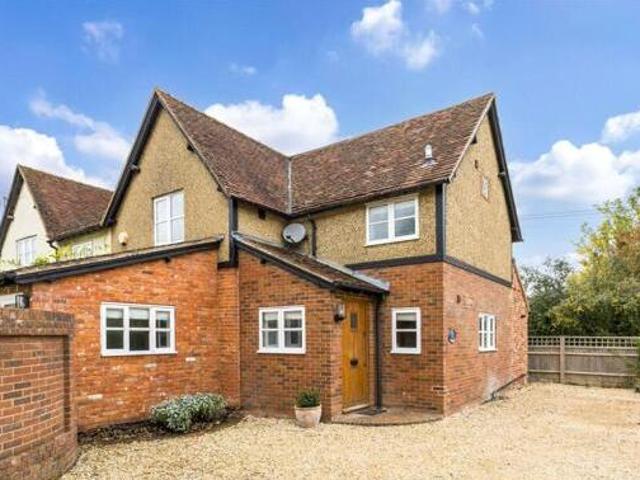 House for sale in Aylesbury, Buckinghamshire