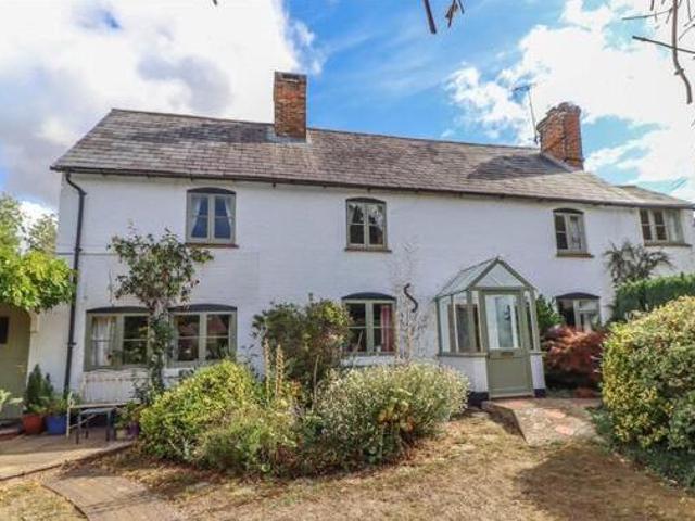 House for sale in Barton Stacey, Hampshire