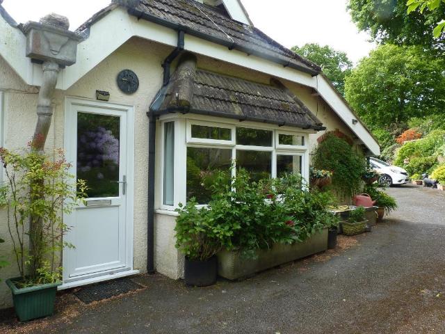 Apartment for rent in Cross In Hand, East Sussex