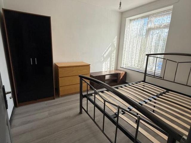 Room for rent in Lee Chapel, Essex