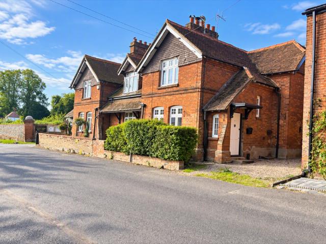 House for rent in Fern, Little Marlow