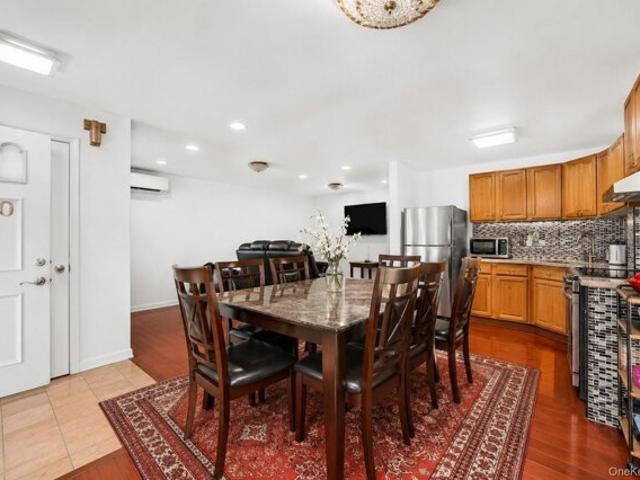 House for sale in Queens, Arverne