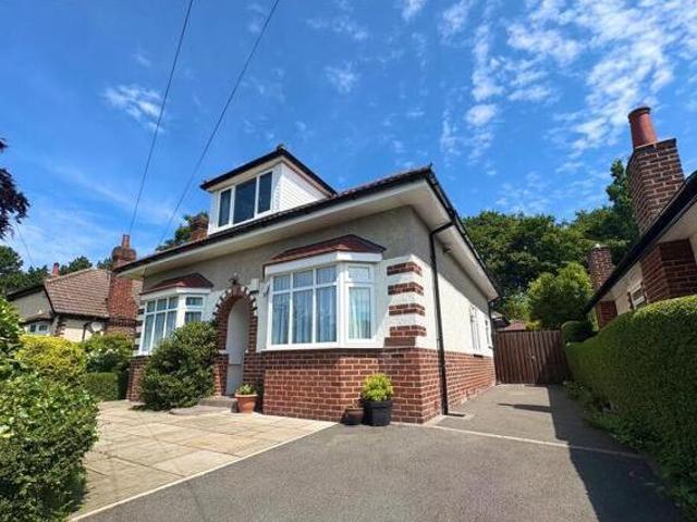 House for sale in West Vale, Cheshire
