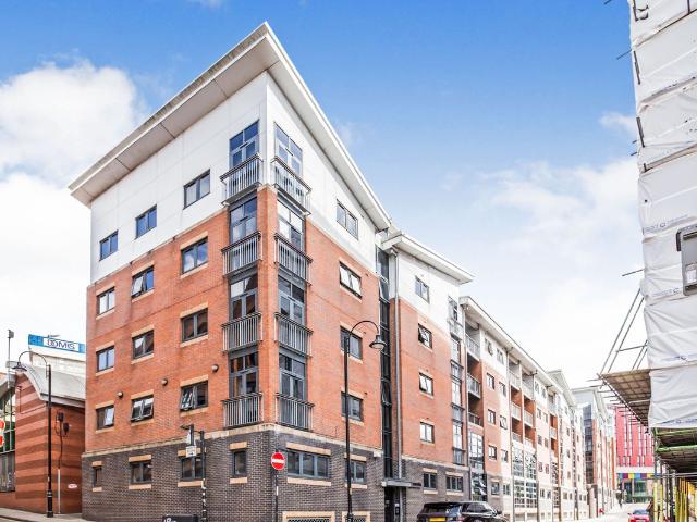 Apartment for rent in First Street, Manchester