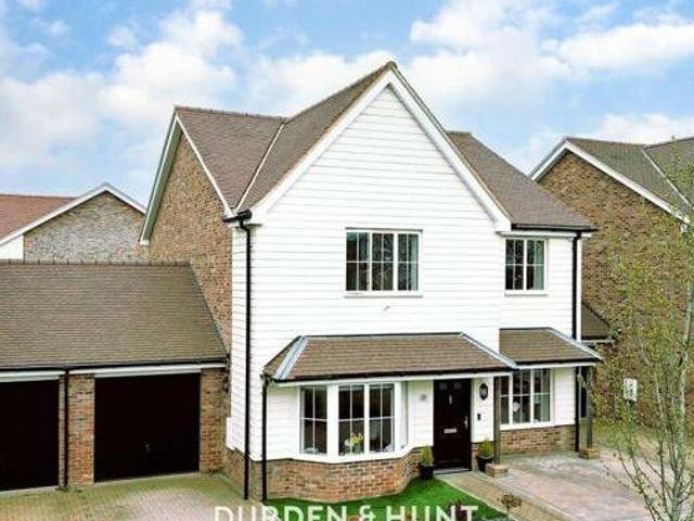 House for sale in Navestock Side, Essex