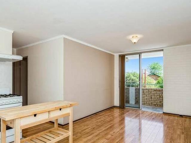 House for rent in Cockburn, Western Australia