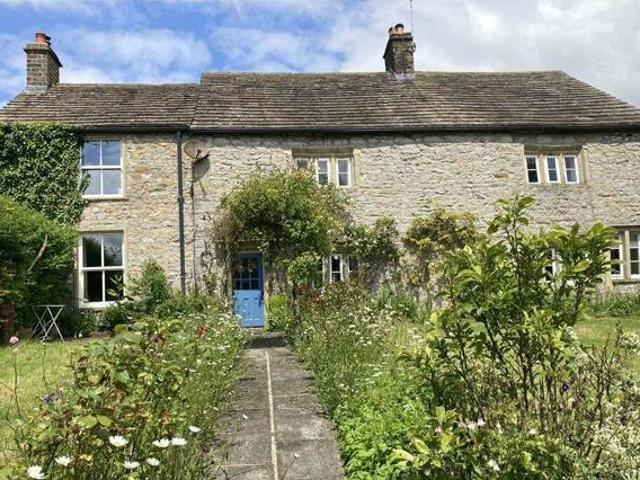 House for sale in Skipton, York and North Yorkshire