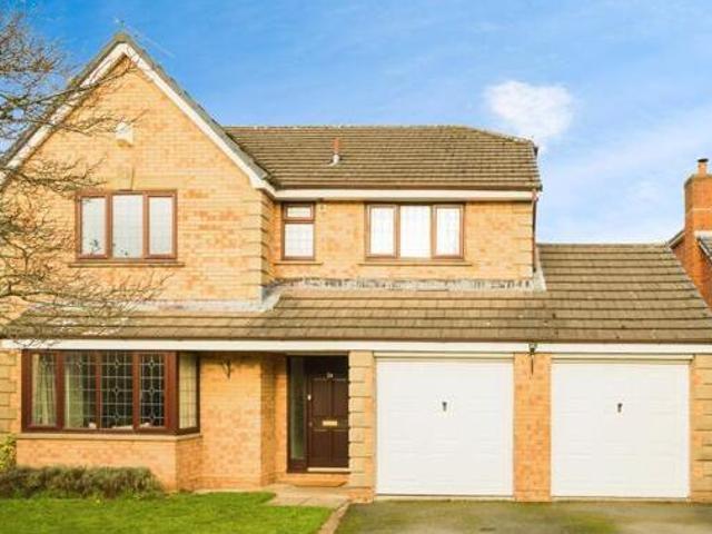 House for sale in Rossmore, Cheshire