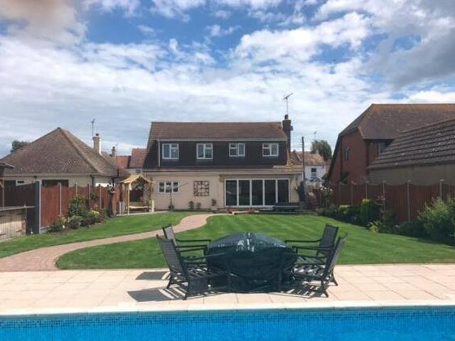 House for sale in Lyons, Greater London