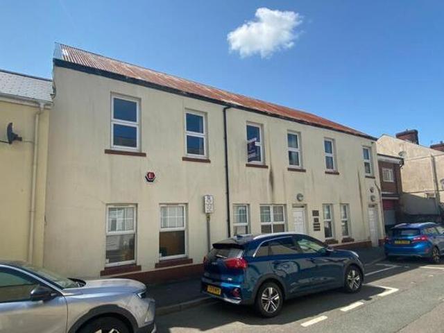 House for sale in Carmarthen, Wales