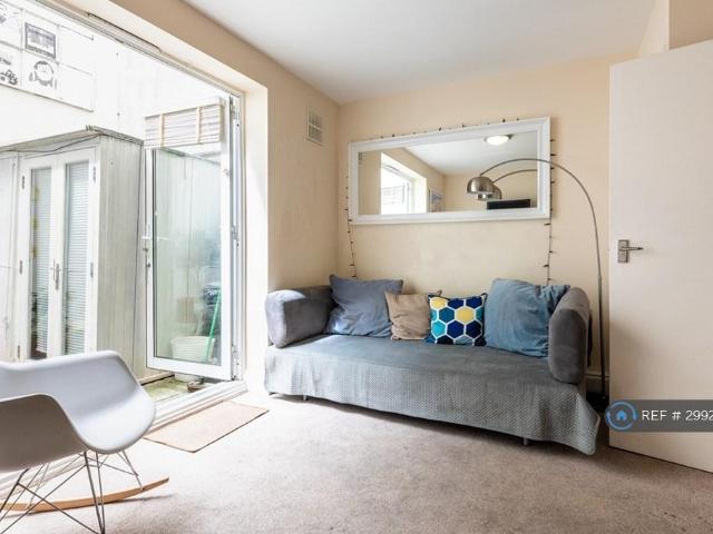 Apartment for rent in Brunswick, Brighton & Hove