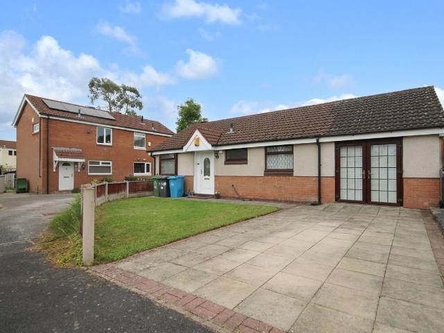 House for rent in Murdishaw, Halton