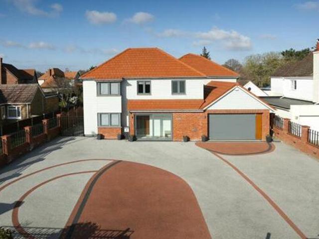 House for sale in The Bridge, Kent