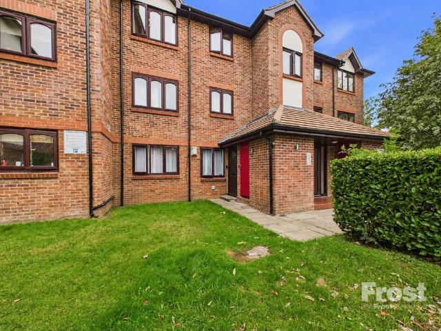 Apartment for rent in Slough