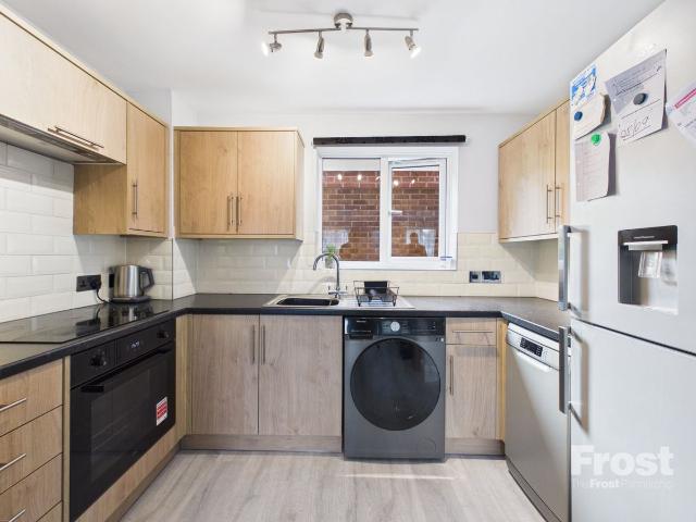 Apartment for rent in Slough