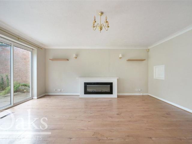 House for rent in London Borough of Croydon, Greater London