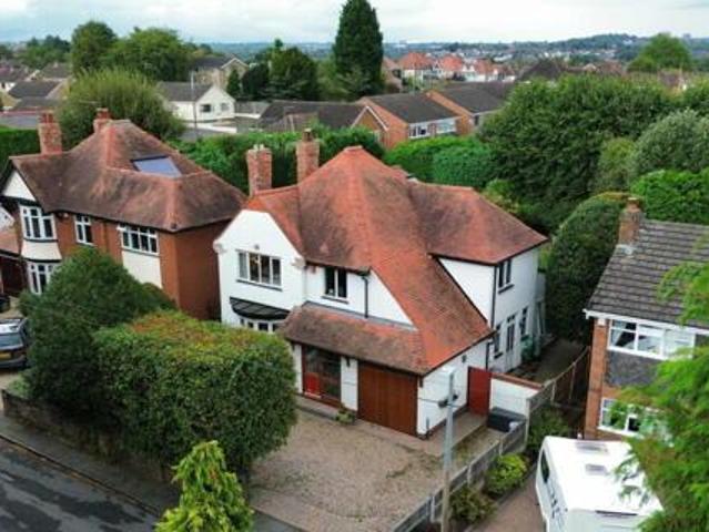 House for sale in Stourbridge, West Midlands