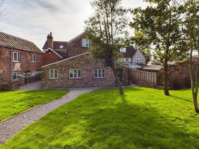 House for rent in Bromsberrow Heath, Gloucestershire
