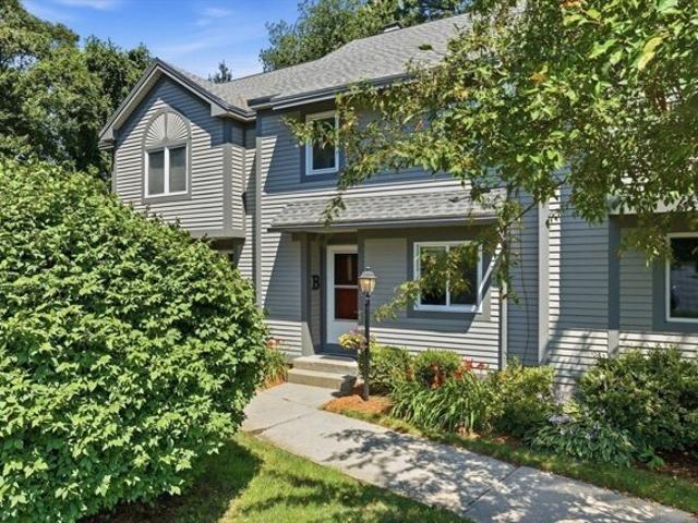 Condo for sale in Ayer, Massachusetts