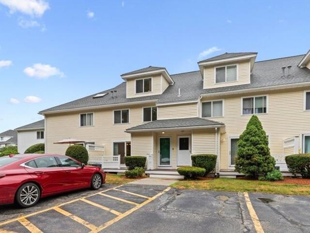 Condo for sale in Chelmsford, Massachusetts