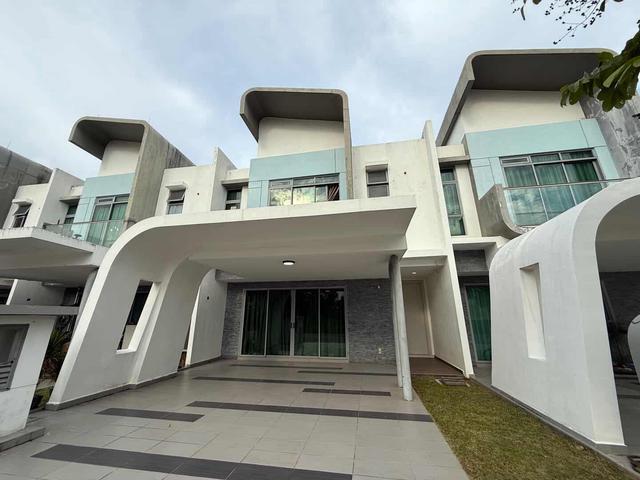 Terraced House for sale in Tanjong Sepat, Selangor