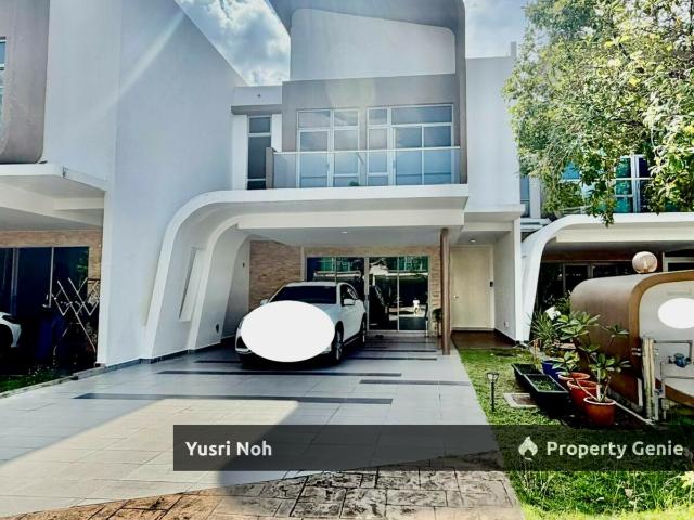 Terraced House for sale in Tanjong Sepat, Selangor
