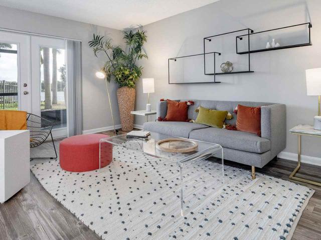 Apartment for rent in Goldenrod, Florida
