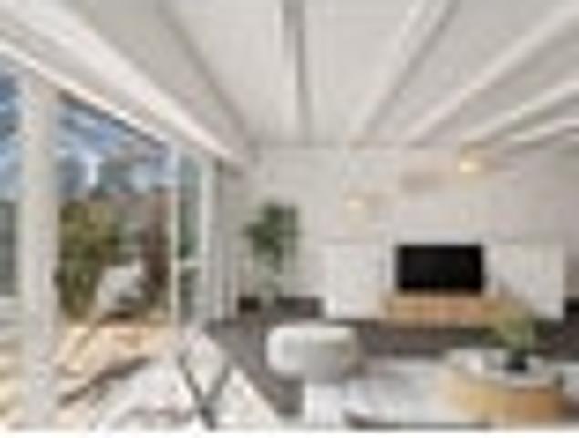 Townhouse for sale in Oratia