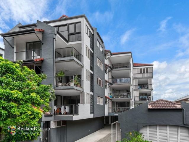 Apartment for rent in Toombul, Queensland
