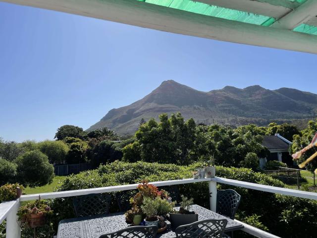 Property for rent in Noordhoek, Western Cape