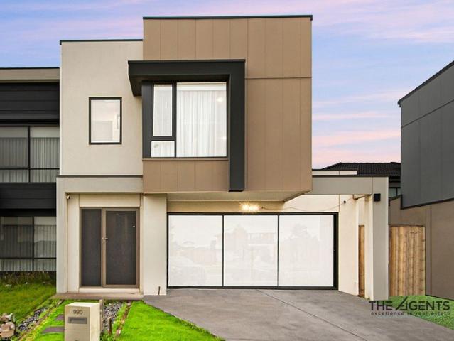 Townhouse for sale in Camerons Creek, Victoria