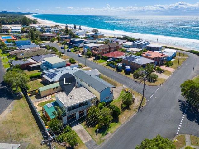 House for sale in Lake Cathie, New South Wales