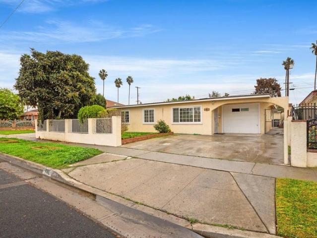 Room for rent in Carson, California