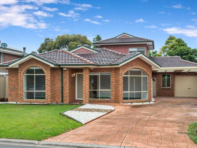 House for rent in Bayview Glen, Melbourne