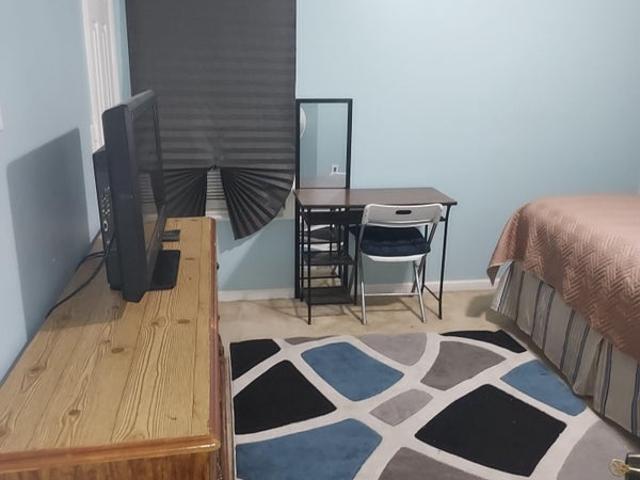 Room for rent in Cedar Grove Acres, Atlanta