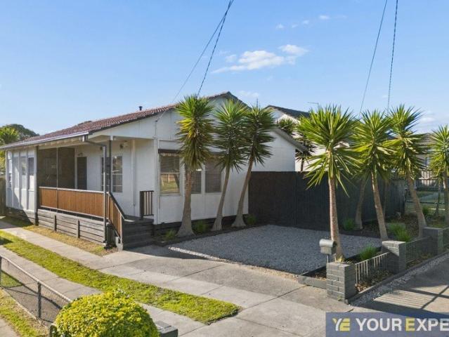 House for sale in Doveton, Melbourne