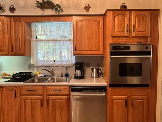 Room for rent in Jacksonville, North Carolina