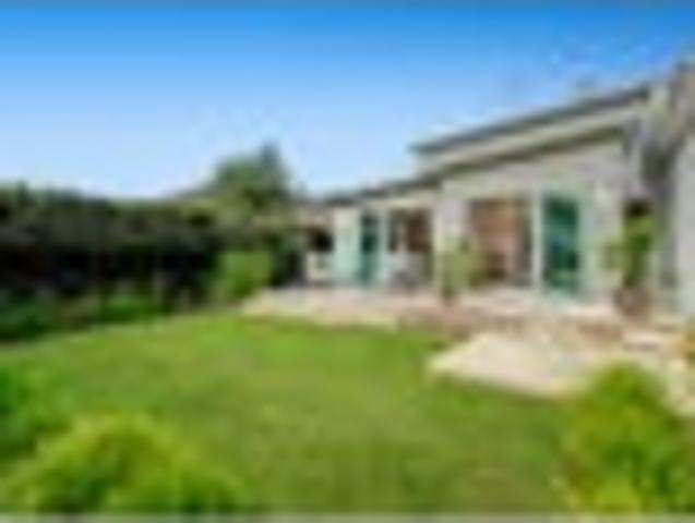 House for sale in Paremoremo