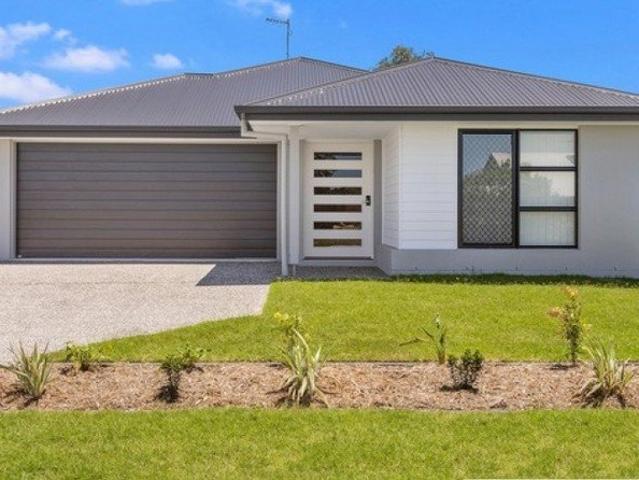Cottage for sale in Toombul, Queensland