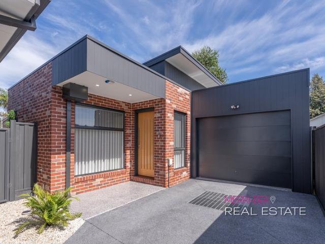 Villa for sale in Reservoir, Melbourne