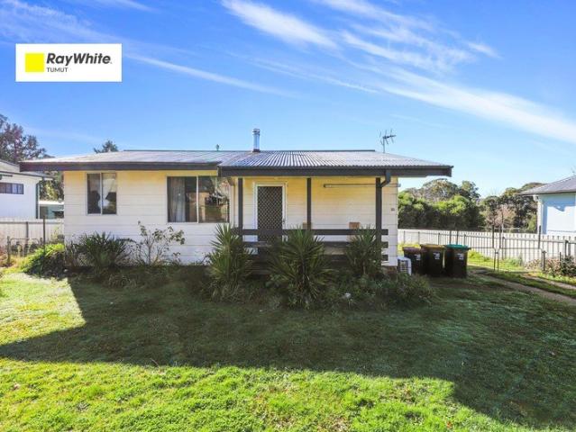 House for sale in Batlow, New South Wales