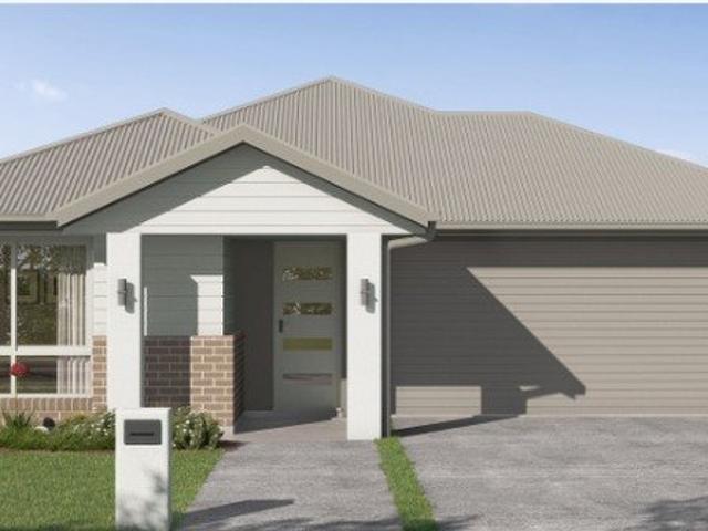 Cottage for sale in Toombul, Queensland
