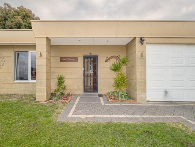 House for sale in Seville Grove, Western Australia