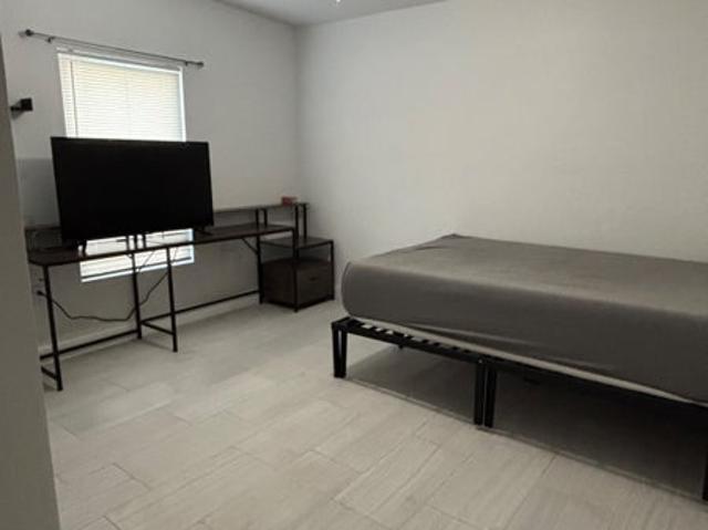 Room for rent in Azalea Park, Florida