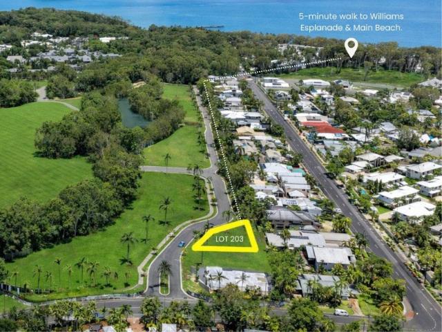Land for sale in Palm Cove, Queensland